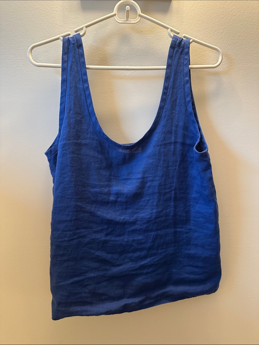 Everlane Scoop Neck Tank Top in Deep Blue